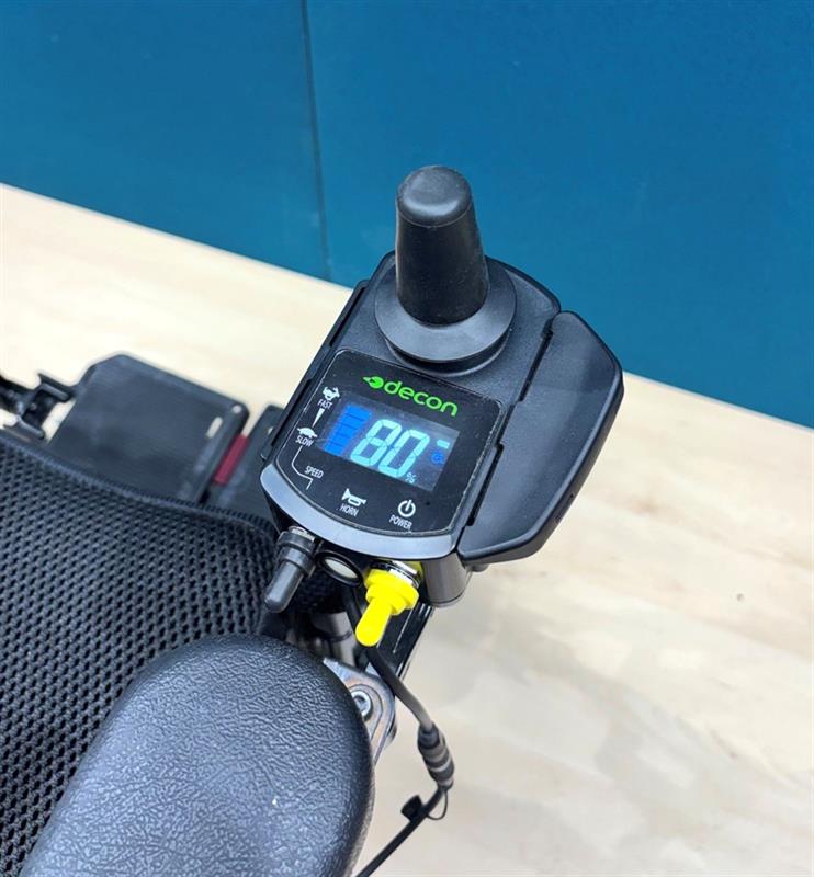 E-Drive Plus Antriebssystem inkl. Multifunktions- Rollstuhl • SB 48 cm • 6 KM/H