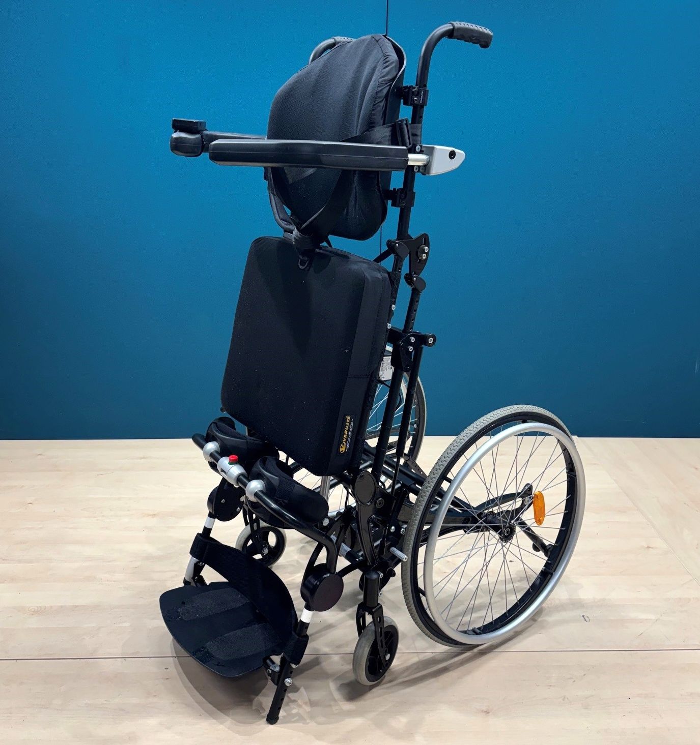 Lifestand LS3 Aufricht- & Stehrollstuhl • Adaptiv- Rollstuhl • SB 46 cm