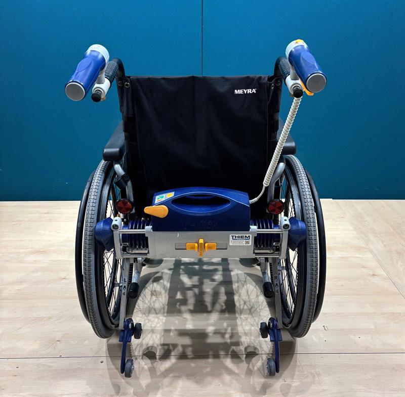 AAT Alber V-MAX Brems- & Schiebehilfe im Set mit Falt- Rollstuhl • SB 46 cm