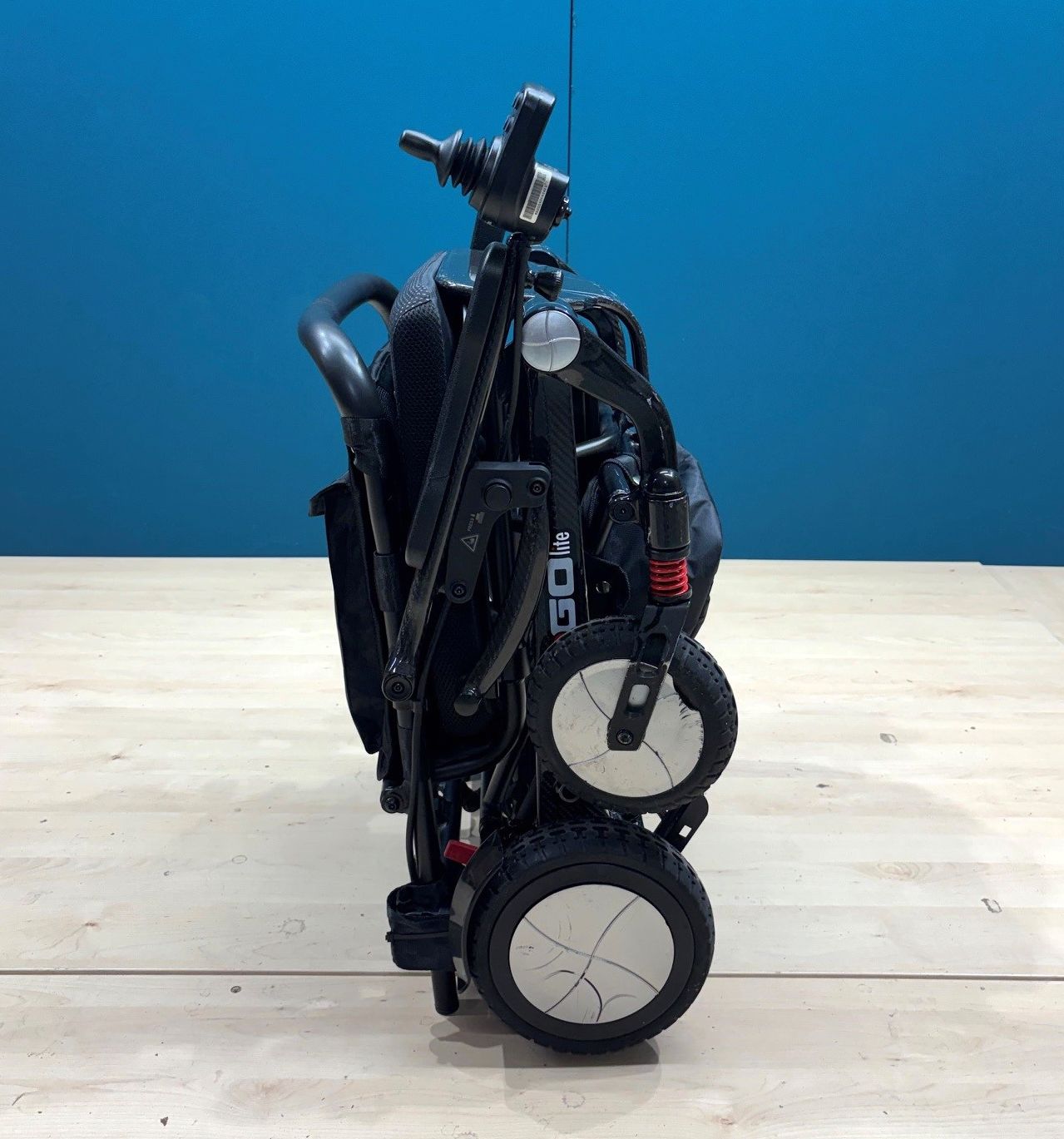 PRIDE i-Go Lite Carbon Elektrorollstuhl • Reise Rollstuhl nur 18 kg • 6 KM/H