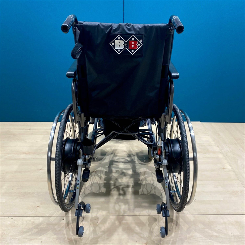 AAT Alber Solo B Elektroantrieb im Set mit Rollstuhl • Sitzbreite 43 cm