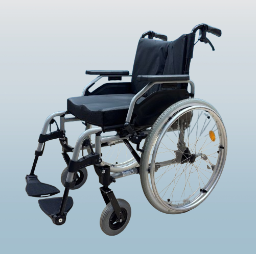 Otto Bock Start M2S Leichtgewicht- Rollstuhl • Faltrollstuhl • Sitzbreite 45 cm