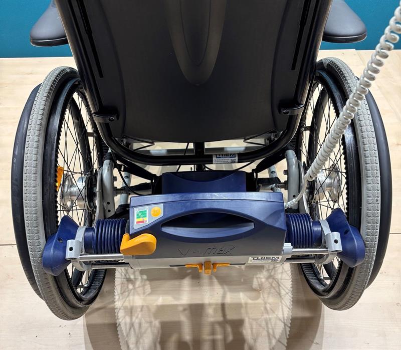 AAT Alber V-MAX Brems- & Schiebehilfe mit Multifunktions- Rollstuhl • SB 46 cm