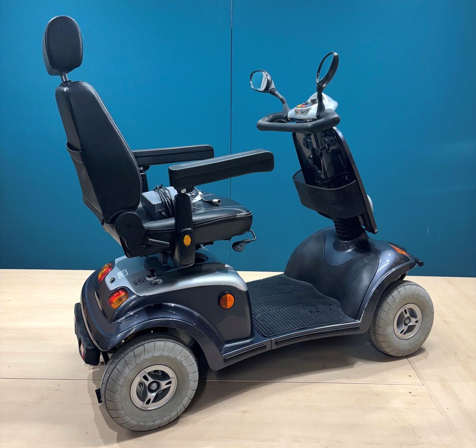 Kymco ForU Elektromobil • 4-Rad Seniorenmobil > 200 kg belastbar • 6 KM/H