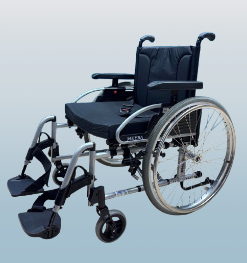 Meyra Avanti 1.736 Adaptivrollstuhl • Aktiv- Rollstuhl • Sitzbreite 53 cm