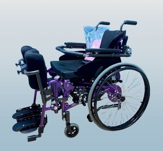 Vassilli HI-LO M Aufricht- und Stehrollstuhl "elektrisch" • Rollstuhl • SB 44 cm