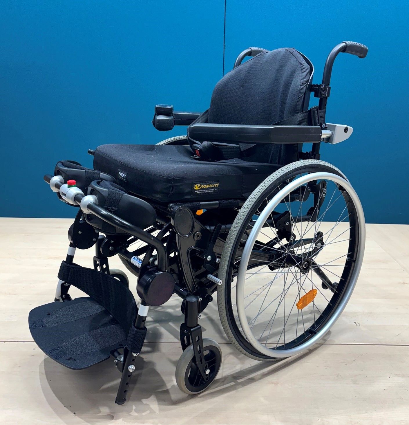 Lifestand LS3 Aufricht- & Stehrollstuhl • Adaptiv- Rollstuhl • SB 46 cm