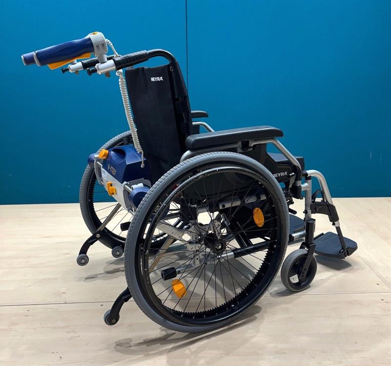 AAT Alber V-MAX Brems- & Schiebehilfe im Set mit Falt- Rollstuhl • SB 50 cm