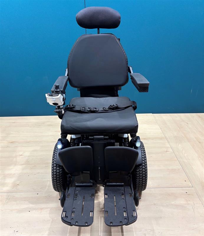 PRIDE QUANTUM 4Front Elektrorollstuhl mit Sitzhub & Liegefunktion • 6 KM/H