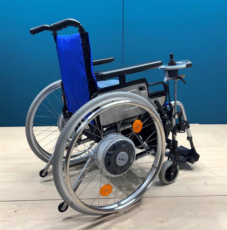 Alber E-Fix E25 Elektroantrieb im Set mit Aktiv- Rollstuhl • Sitzbreite 42 cm