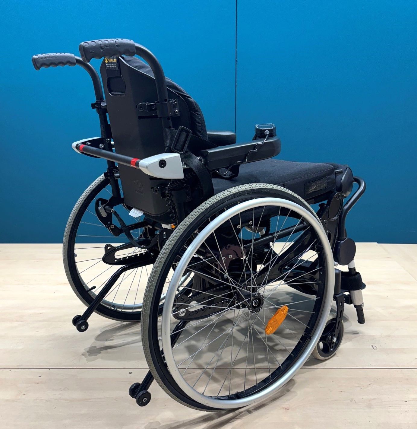 Lifestand LS3 Aufricht- & Stehrollstuhl • Adaptiv- Rollstuhl • SB 46 cm