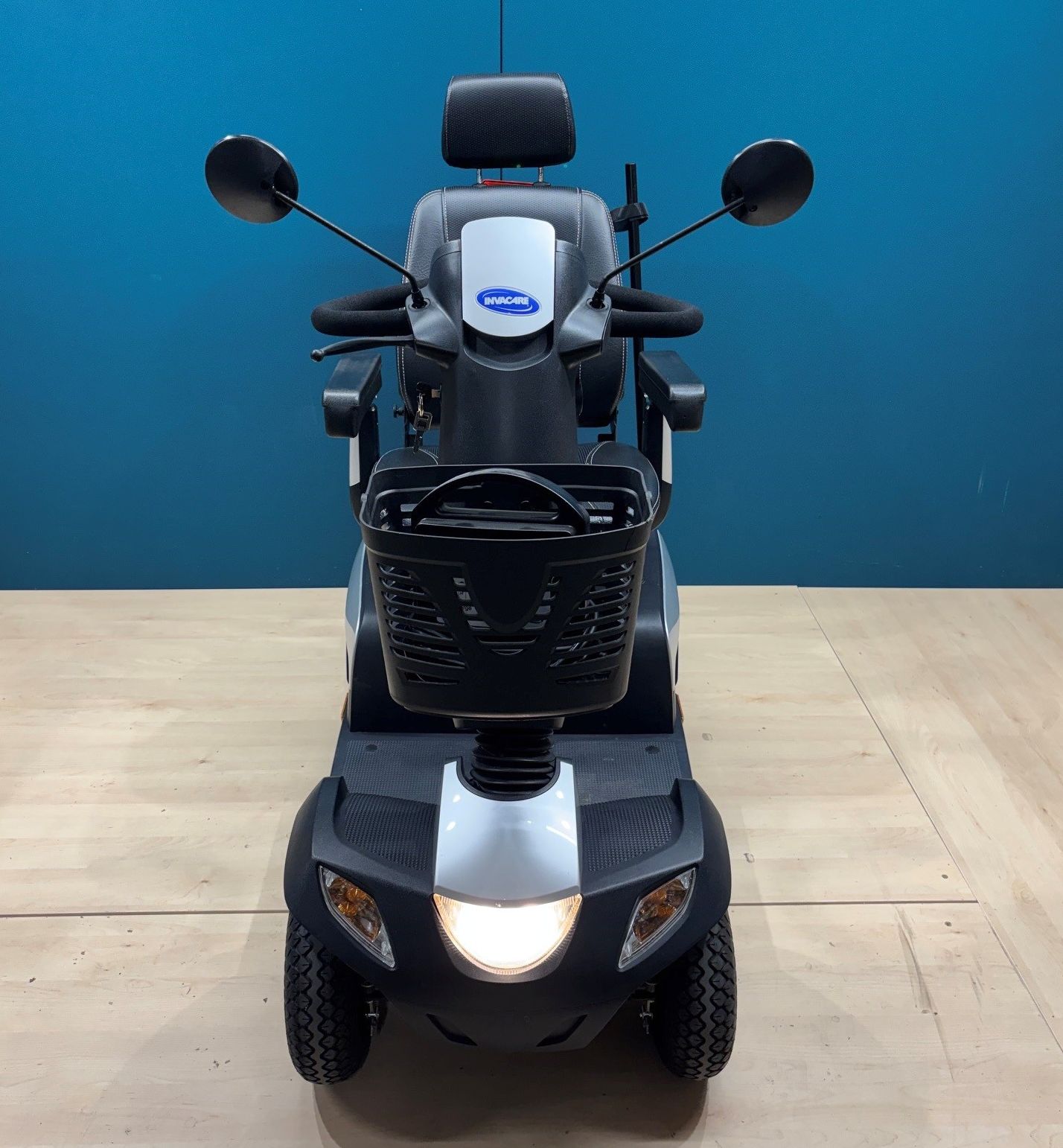 Invacare Orion Metro 4W Elektromobil • 4-Rad Seniorenmobil • 10 KM/H