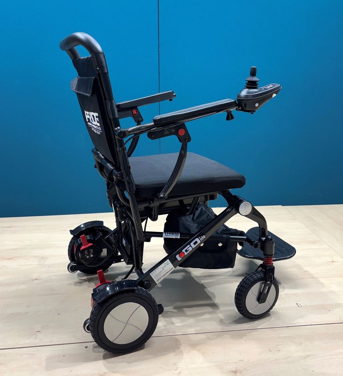 PRIDE i-Go Lite Carbon Elektrorollstuhl • Reise Rollstuhl nur 18 kg • 6 KM/H